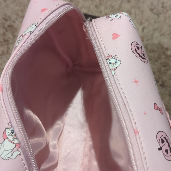 Disney Pink Cat Pumpkin Pouch - Picture 9 of 11